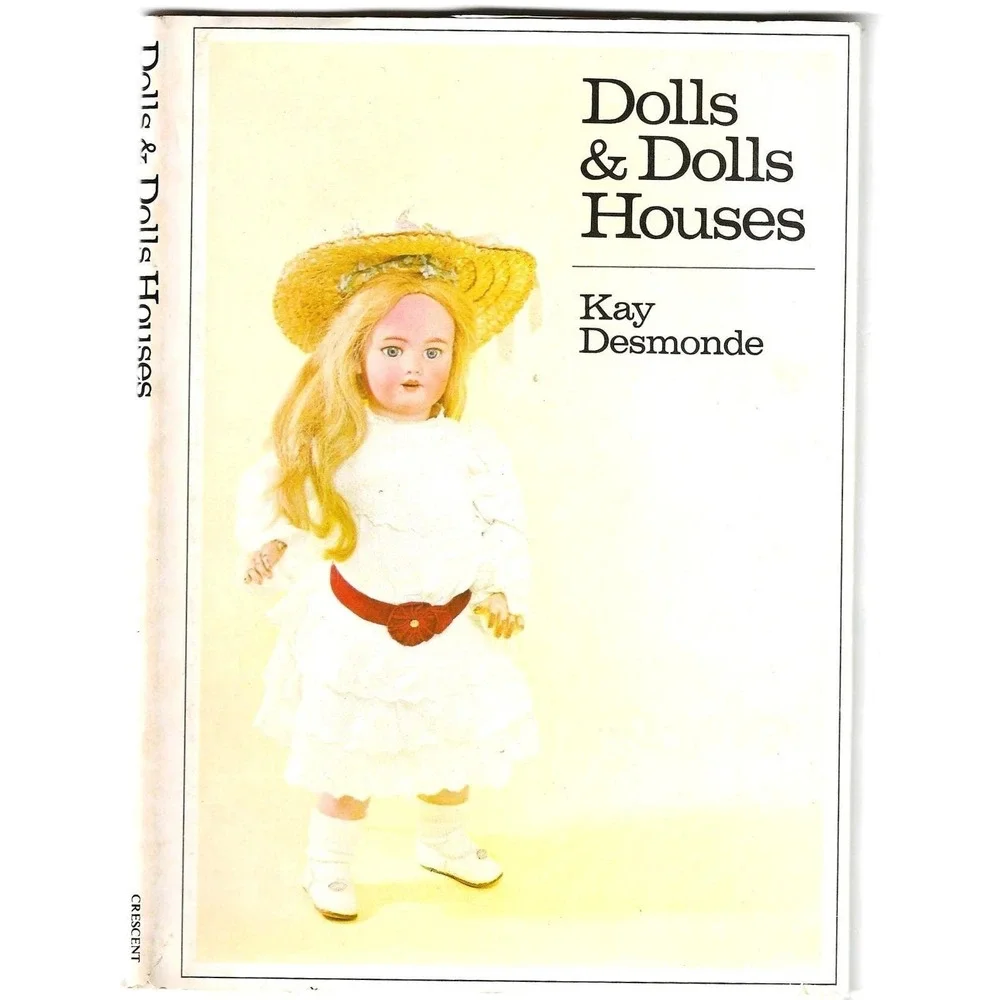Dolls & Doll Houses Kay Desmonde  Queen Mary's Dolls' Houses TWO‎ Little Books